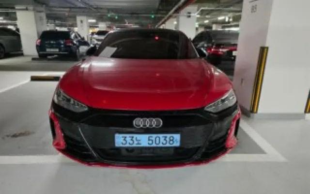 더올뉴코나 중고차 e-트론 GT GT 콰트로 프리미엄 매물 사진 1 - 2022/01 50,152km
